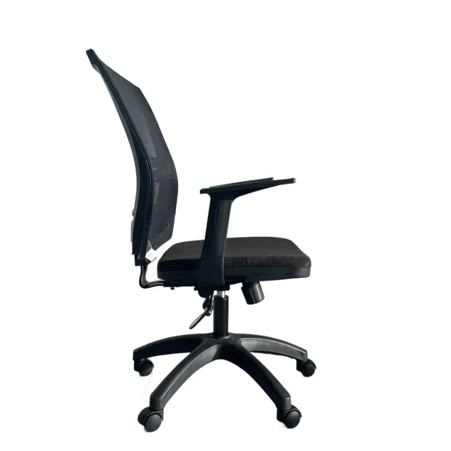 Ergonomska kancelarijska stolica Lia Crna